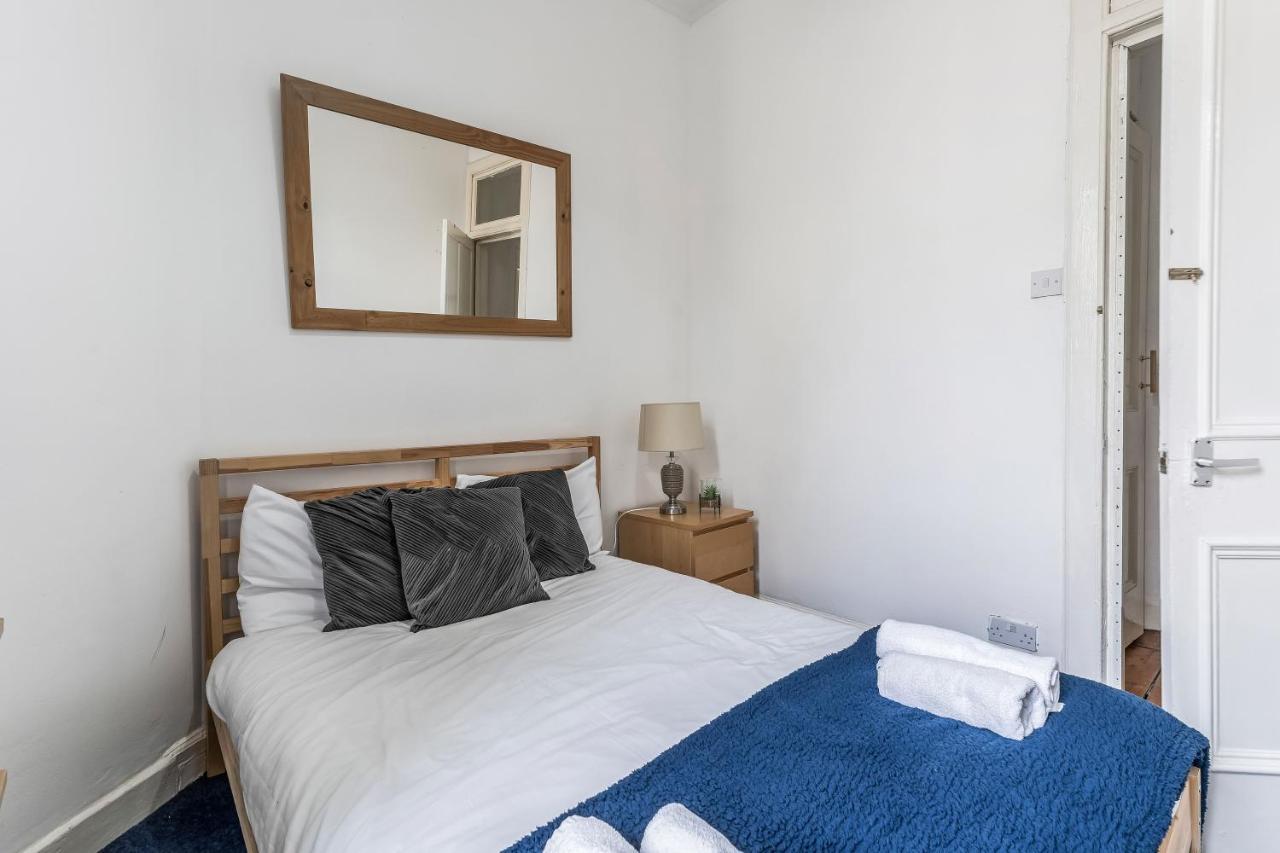 Central City Centre 2 Bedroom Flat - Close To Haymarket Train Station. EDI Exterior photo