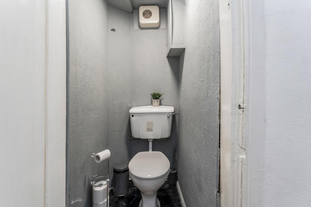 Central City Centre 2 Bedroom Flat - Close To Haymarket Train Station. EDI Exterior photo
